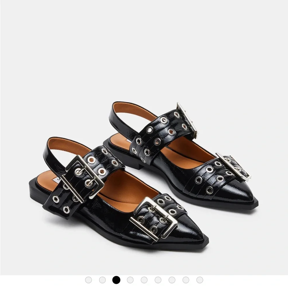 Steve Madden Graya  black patent Black Studded Women's Shoes - Picture 3 of 5